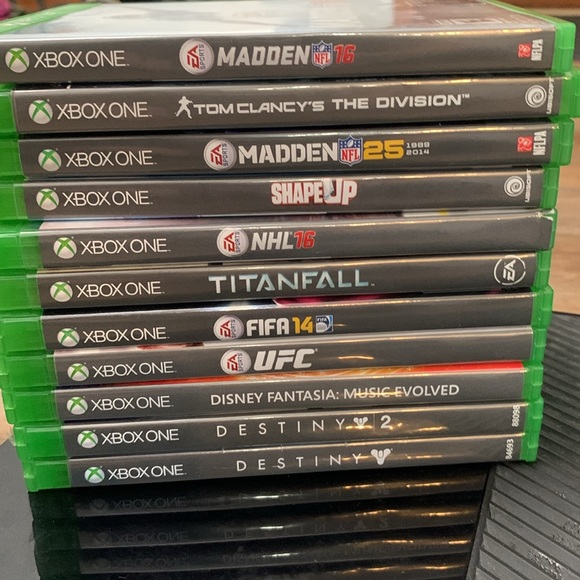 X box bundle - Picture 2 of 5